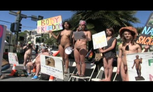 Desfile del Día de la Mujer Desnuda - 3 de abril de 2016 - San Francisco