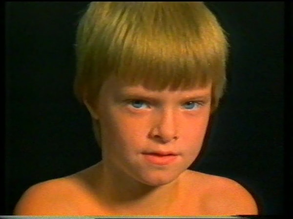 Kroppen 1981 - Disk3 |  Chicos en las películas [BiM]